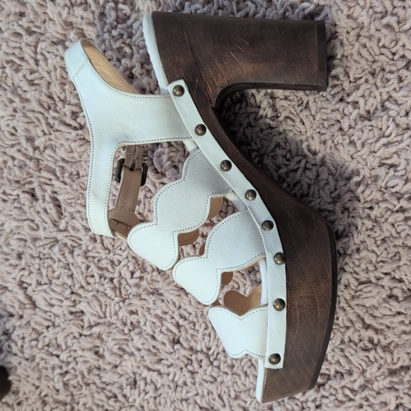 White Leather Wooden Mules size 38 - Picture 6 of 6